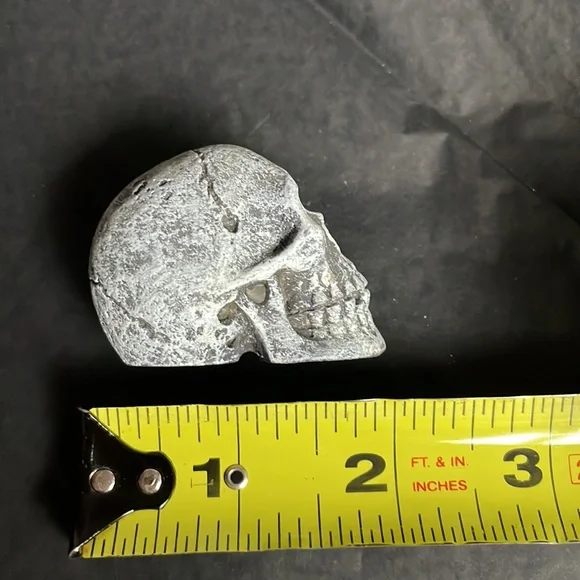 ✨ Host Pick! Mini Skulls for Aquarium or Halloween decoration (set of three)✨ - Picture 5 of 6